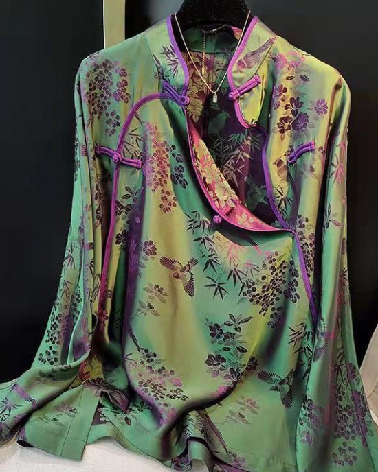Elegant Green Stand Collar Patchwork Jacquard side open Silk Shirts Long Sleeved Elegant Green Stand Collar Patchwork Jacquard side open Silk Shirts Long Sleeved
